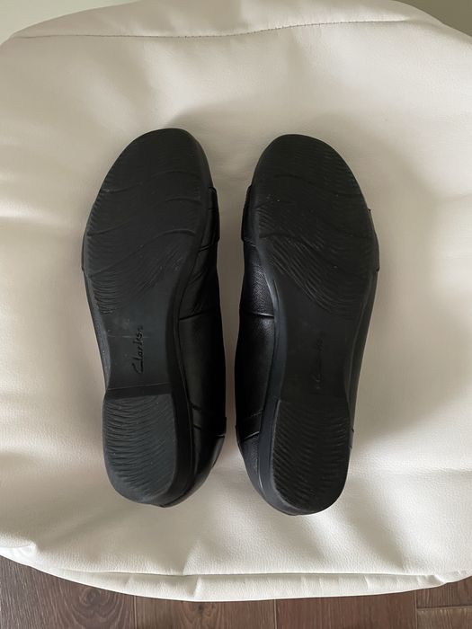 Чорні туфлі балетки шкіра Clarks