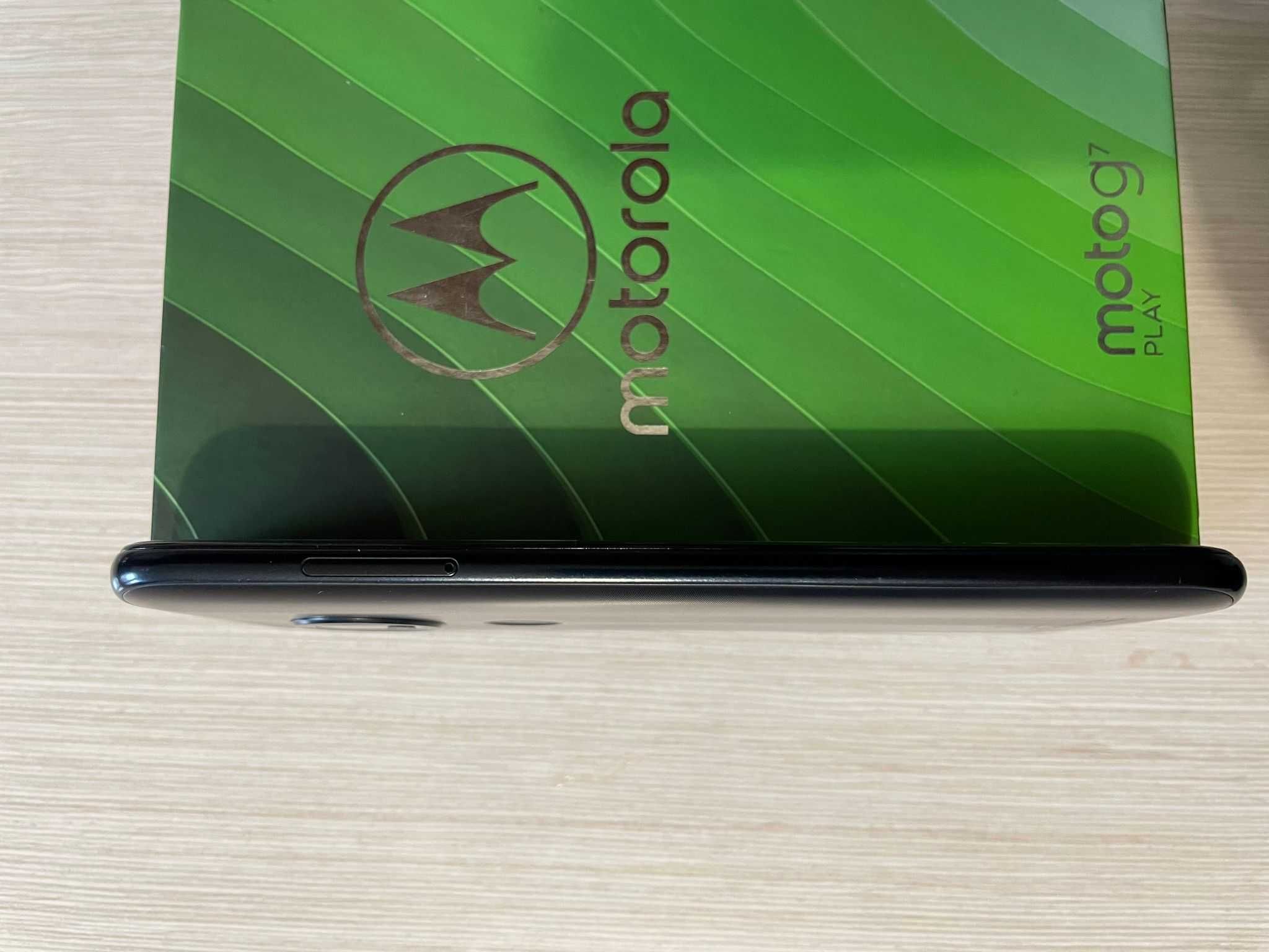 Motorola moto g7 play uszkodzona