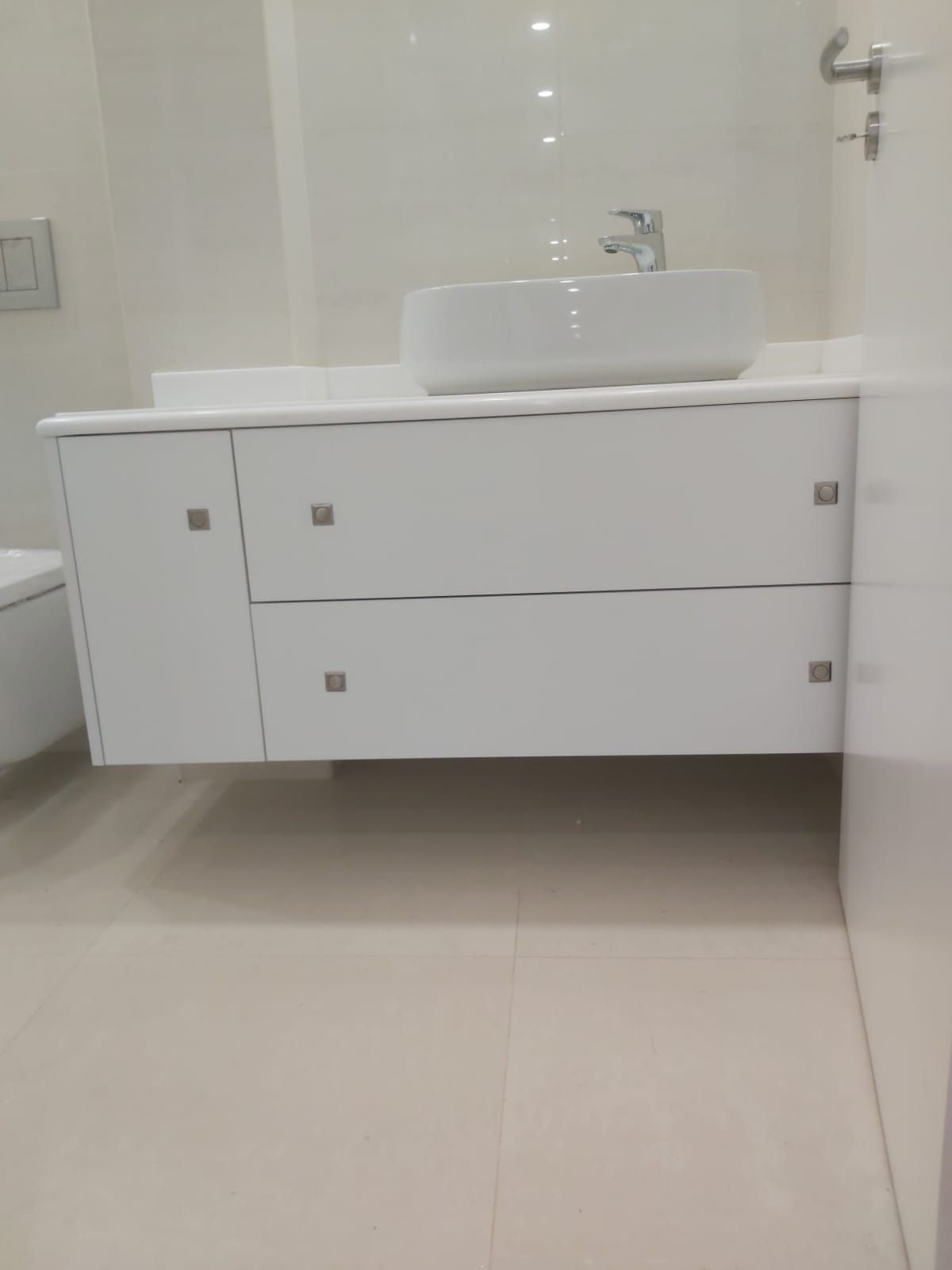 Carpintaria Mercenaria Móveis a medida cozinhas Roupeiros Remodelações