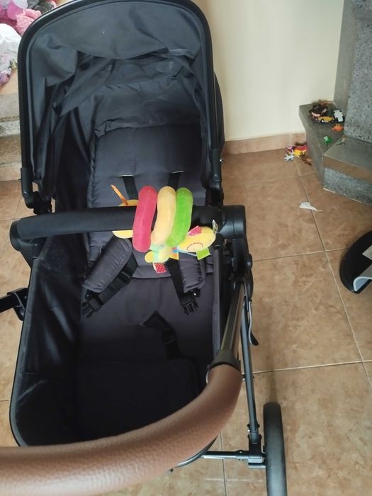 Cadeira de bebe  marca bebeconfor