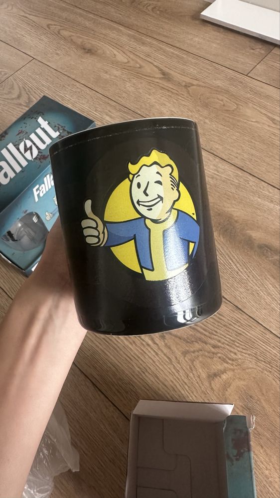 Колекційний посуд Fallout, новий