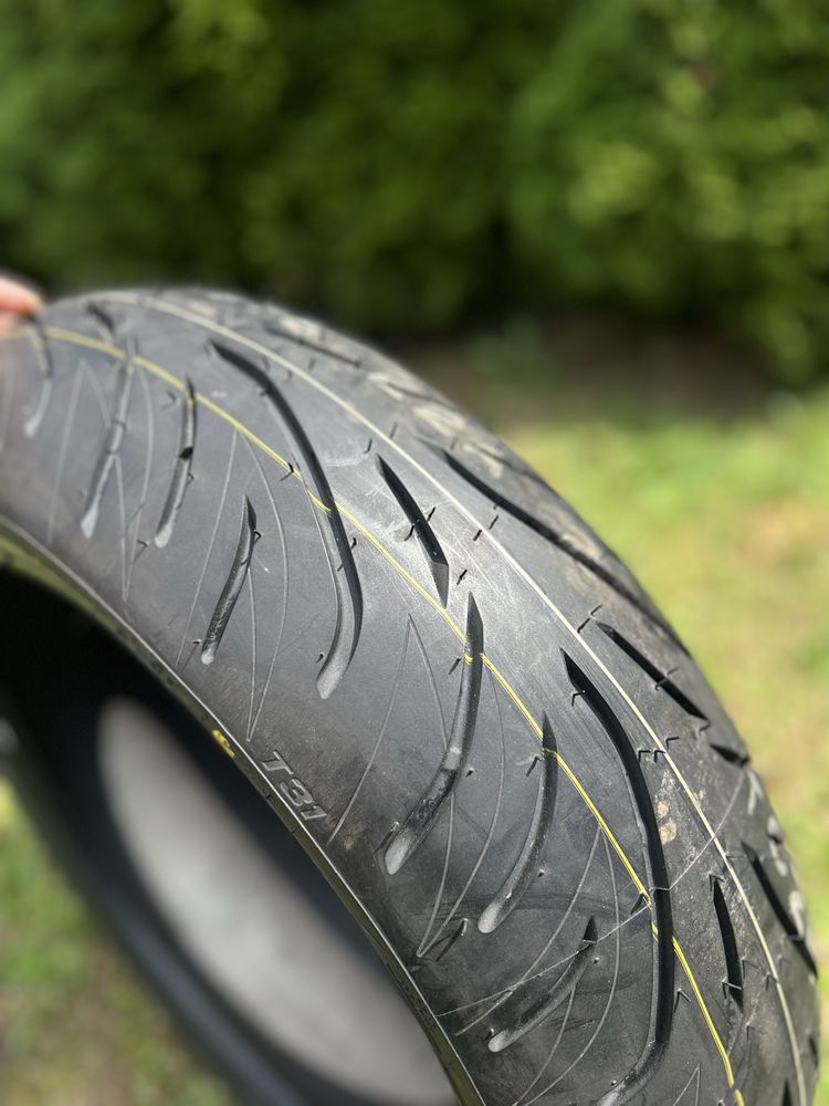 Bridgestone battlax  190/55ZR17 dot 0820 NOWA