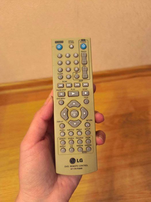 Продам DVD плеер LG в отличном состоянии.