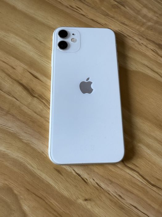Iphone 11 branco e cinza