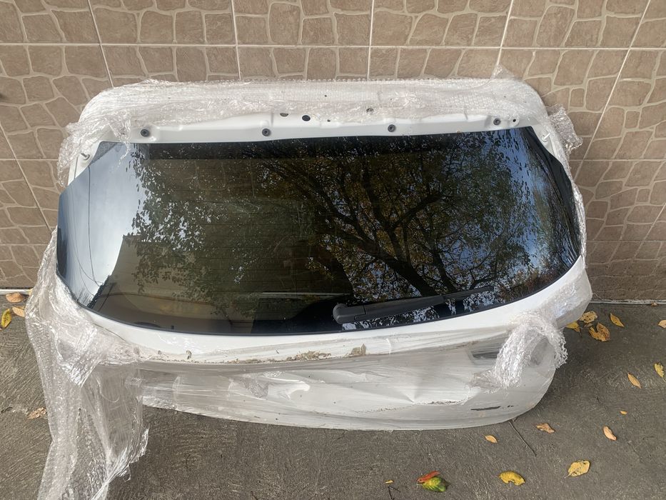 Bmw x3 G01  скло задне