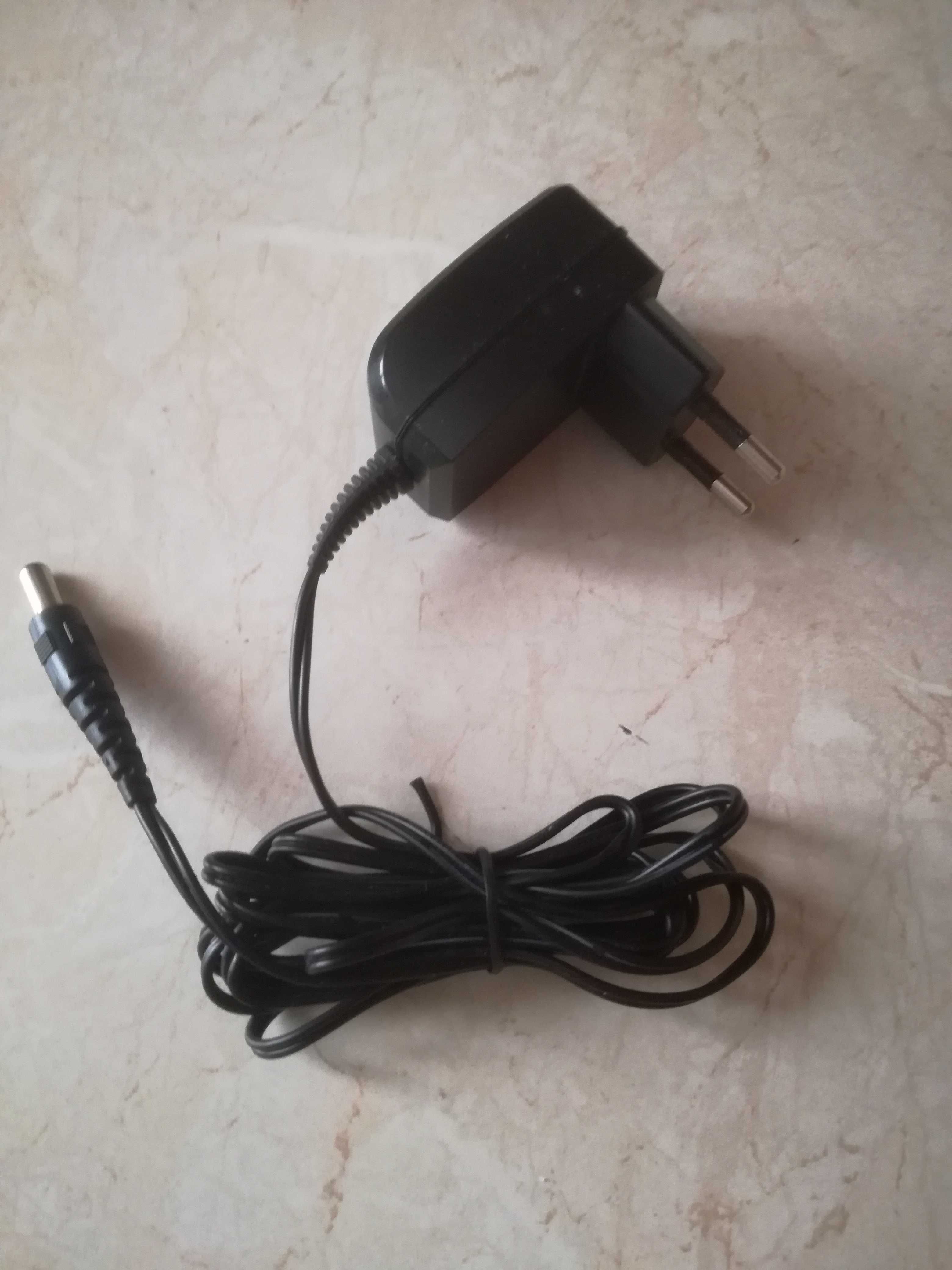 Adapter-ladowarka Intertec GS