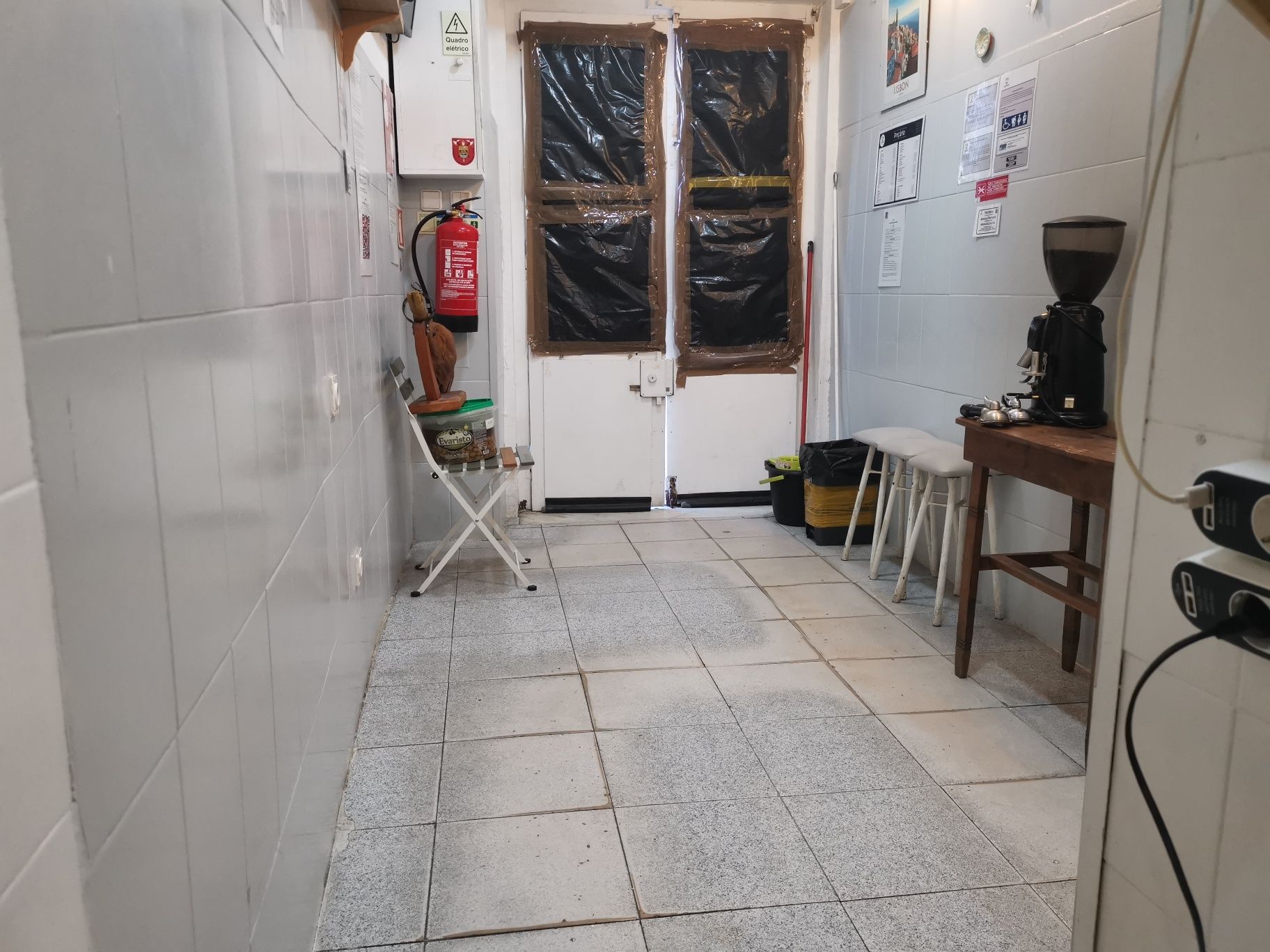 Arrendo espaço escritório /armazém