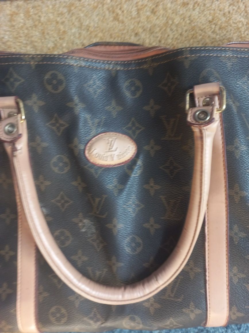 Сумка Louis vuitton