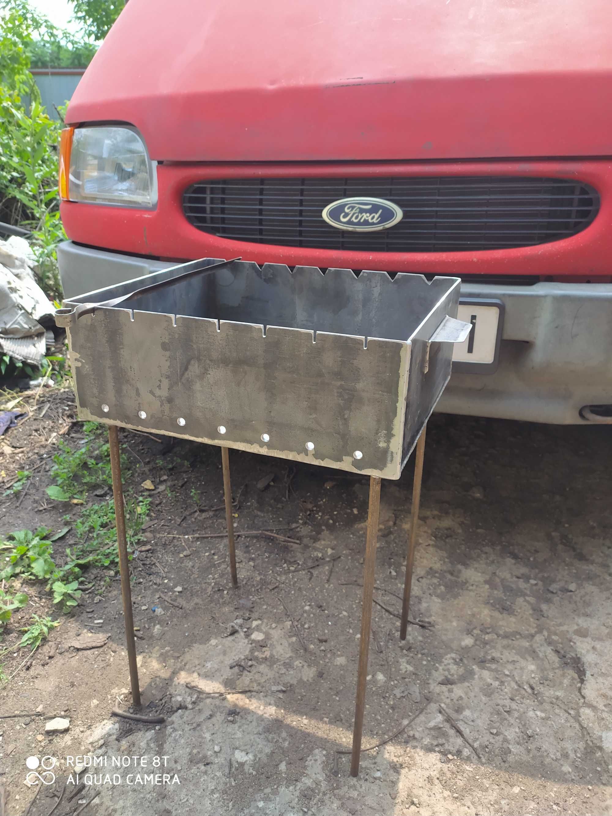 Продам мангал со съёмными ножками