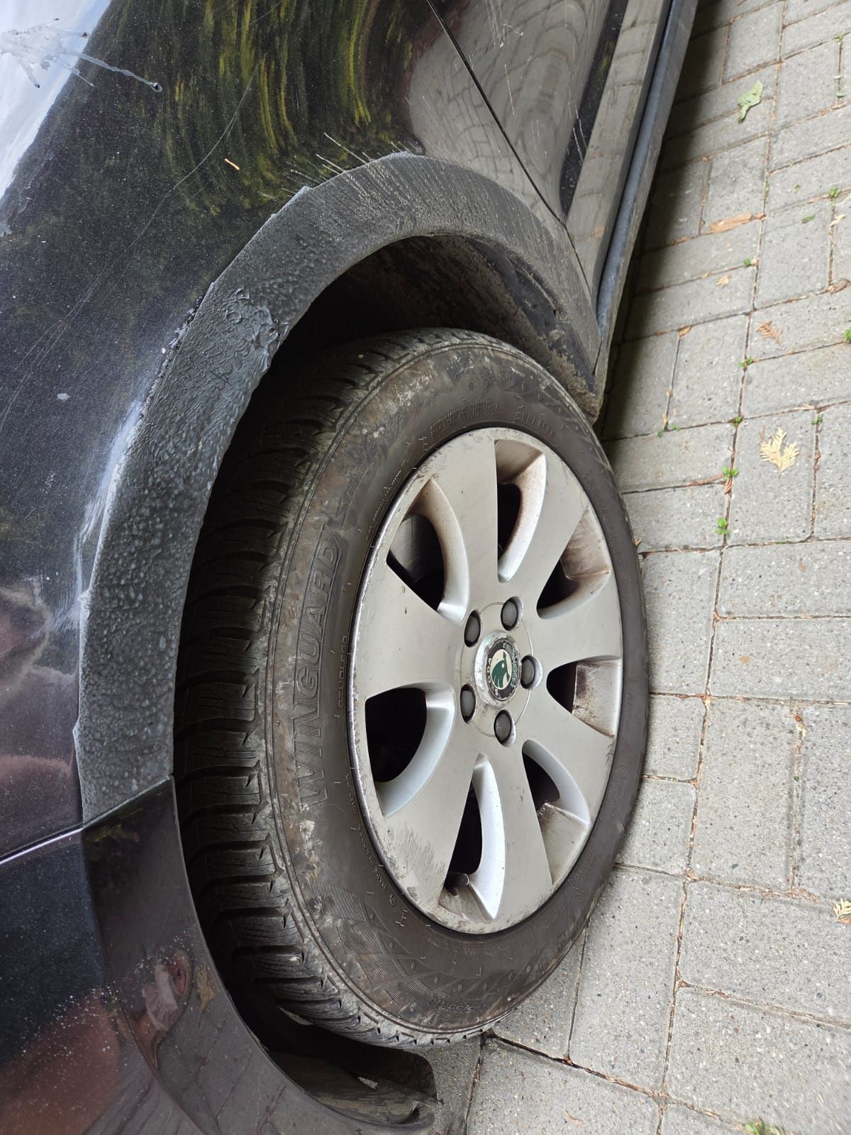 SkOdA SuPeR B 2,0 uszkodzona 7700 !!! Jeździ