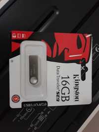 Pen drive 16GB nova