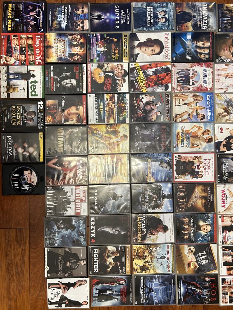 Zestaw 76 płyt DVD filmy