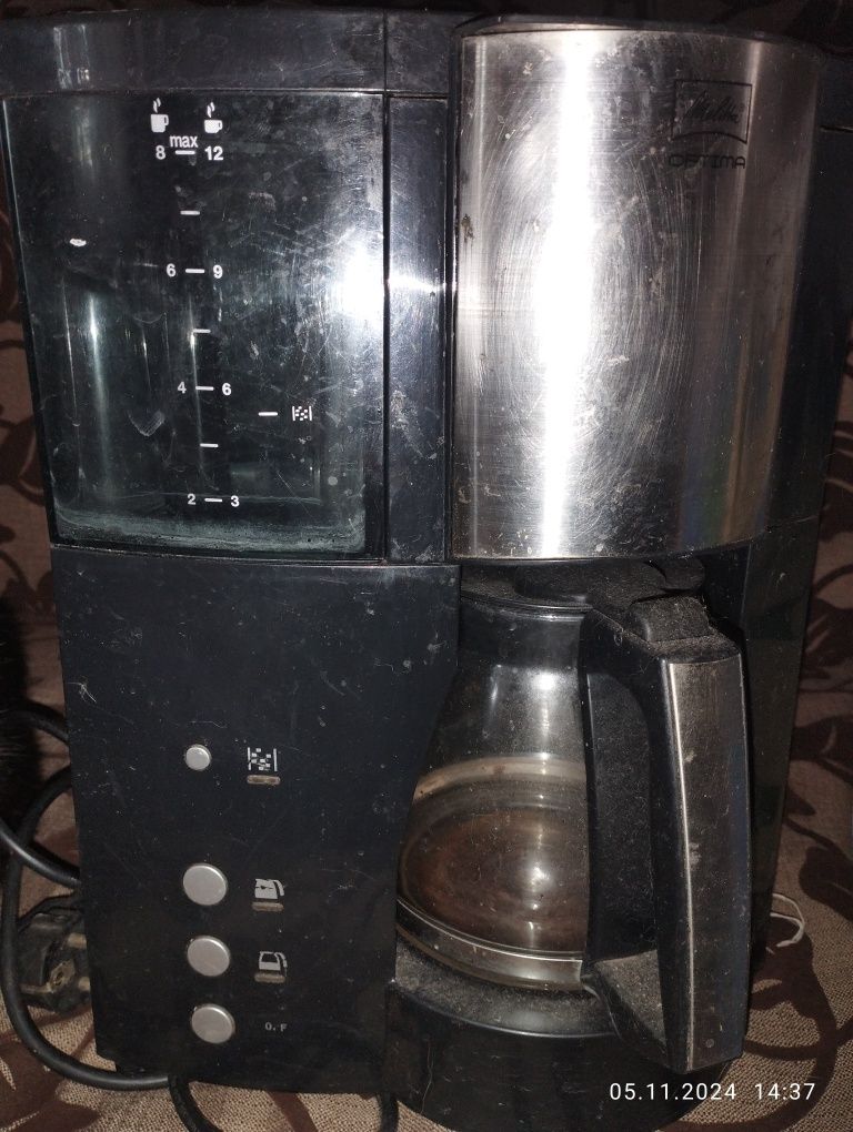 Продам кофеварку
