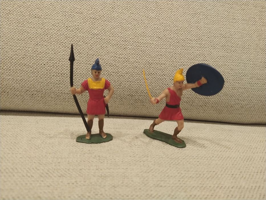 Duas figuras de soldados romanos da Heimo