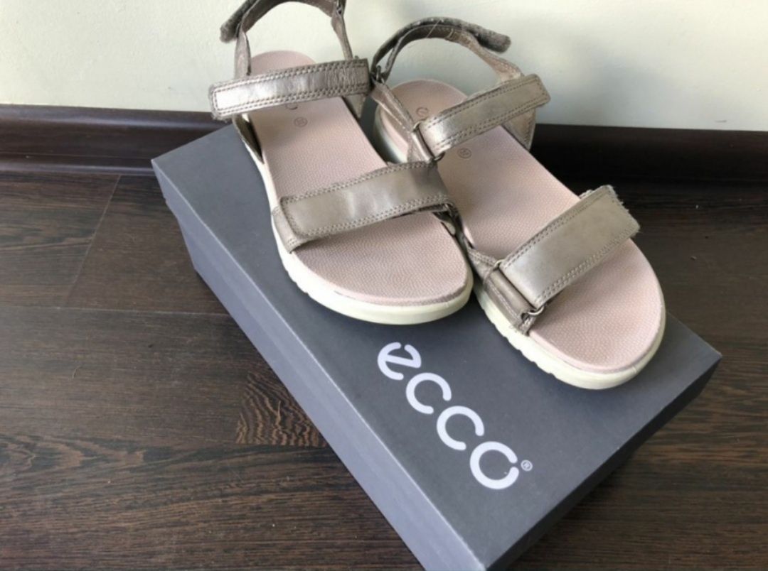 Sandałki sandały Ecco dla dziewczynki.Rozmiar 36