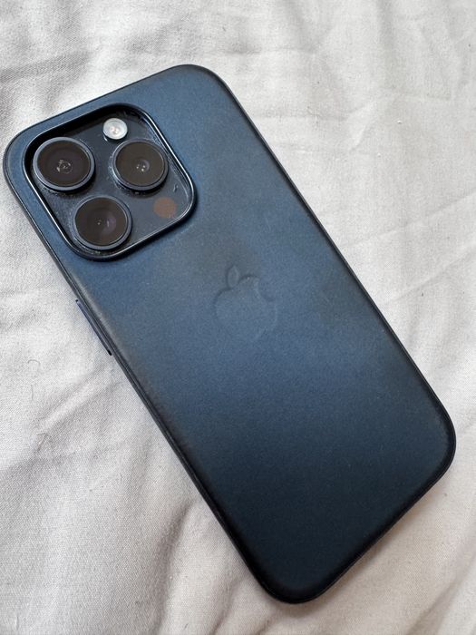 Iphone 15 pro stan idealny niebieski granat 128 gb apple telefon