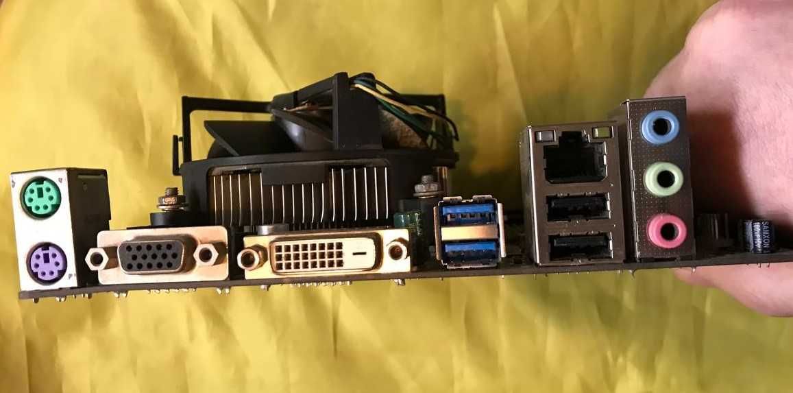 Материнская плата GIGABYTE GA-H81M-DS2V + процессор i5-4460 + кулер