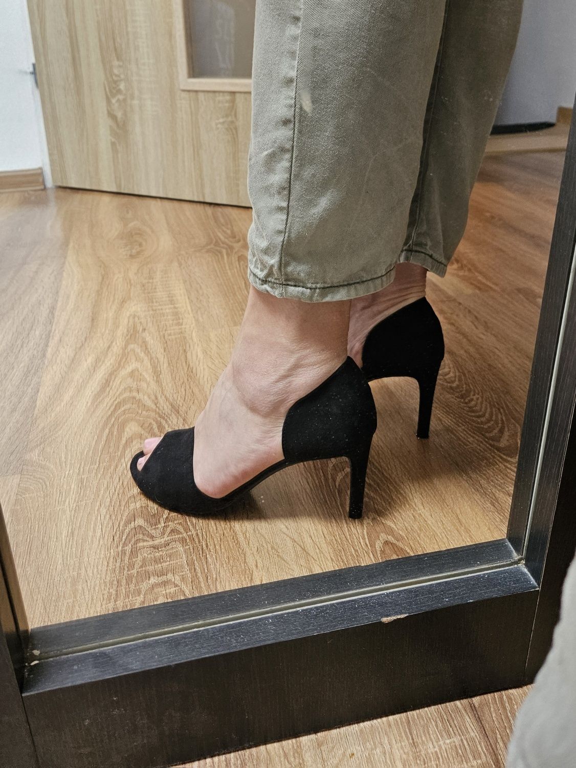 Szpilki H&M rozm.39 czarne