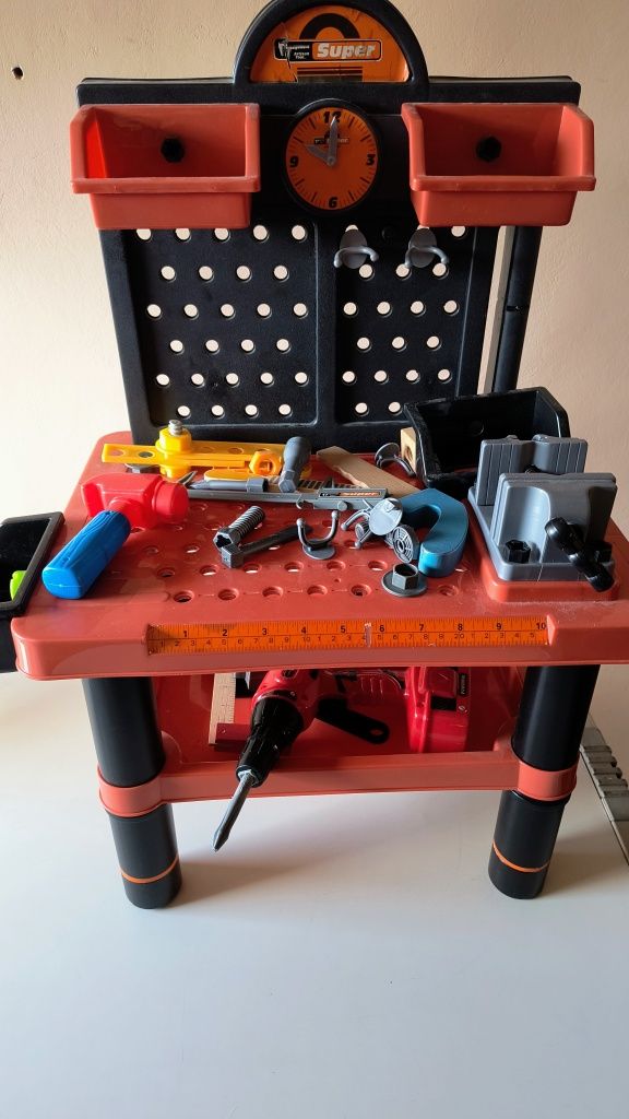 Zestaw majsterkowicza Warsztat Mały MECHANIK Klucze Pił