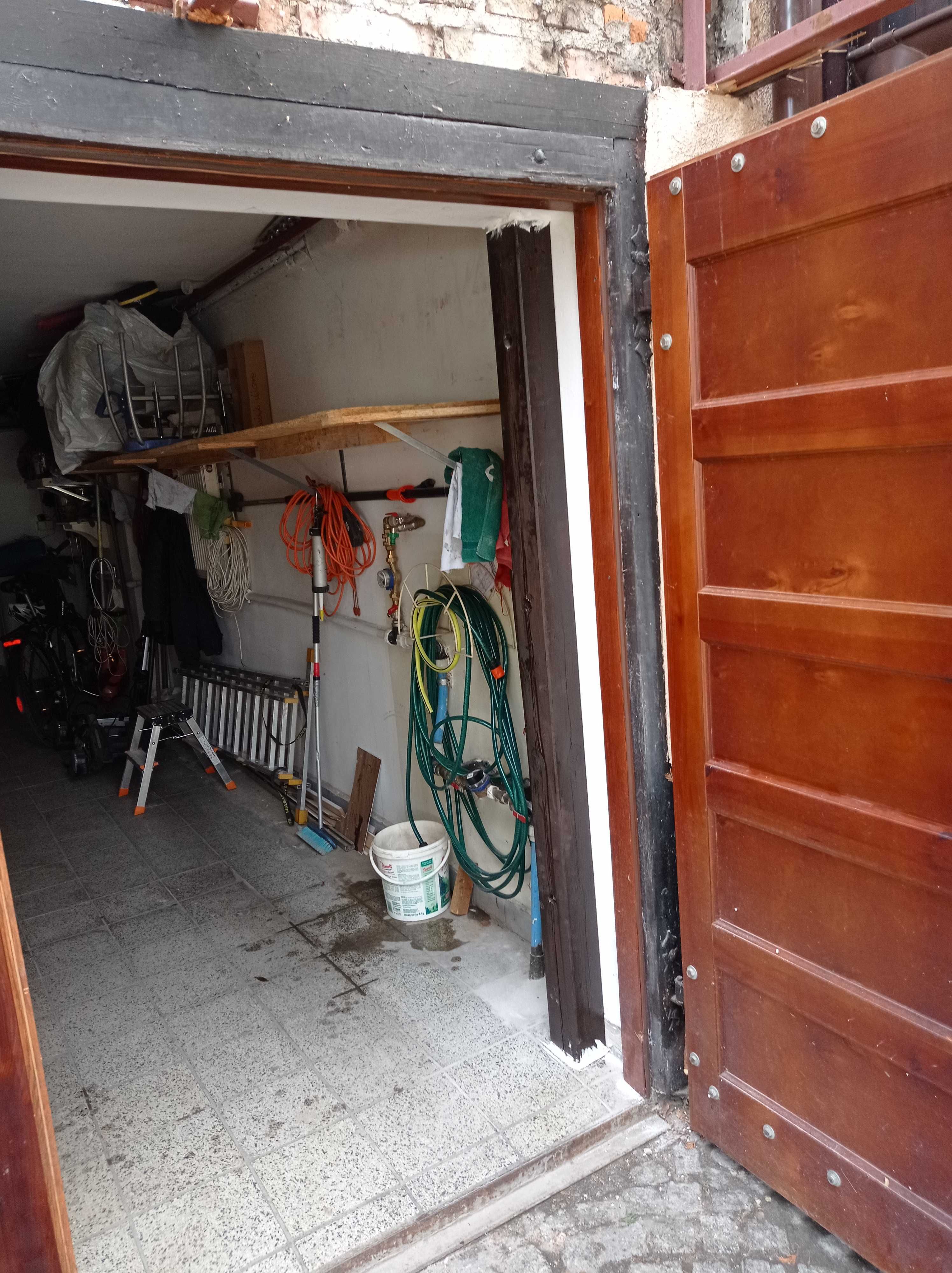 brama garażowa drewniana