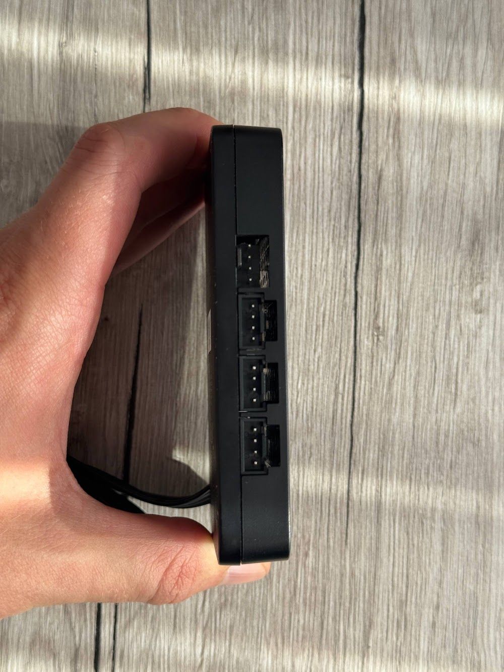 Контролер NZXT RGB & Fan Controller (AC-CRFR0-B1)