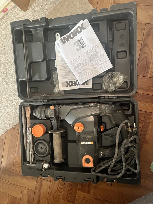 Martelo percutor WORX WT344 com caixa completa.