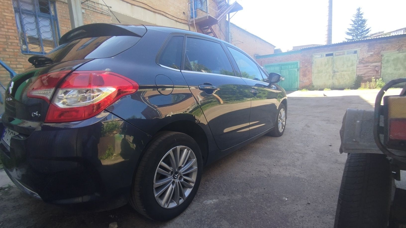 Citroen c4 2011 року