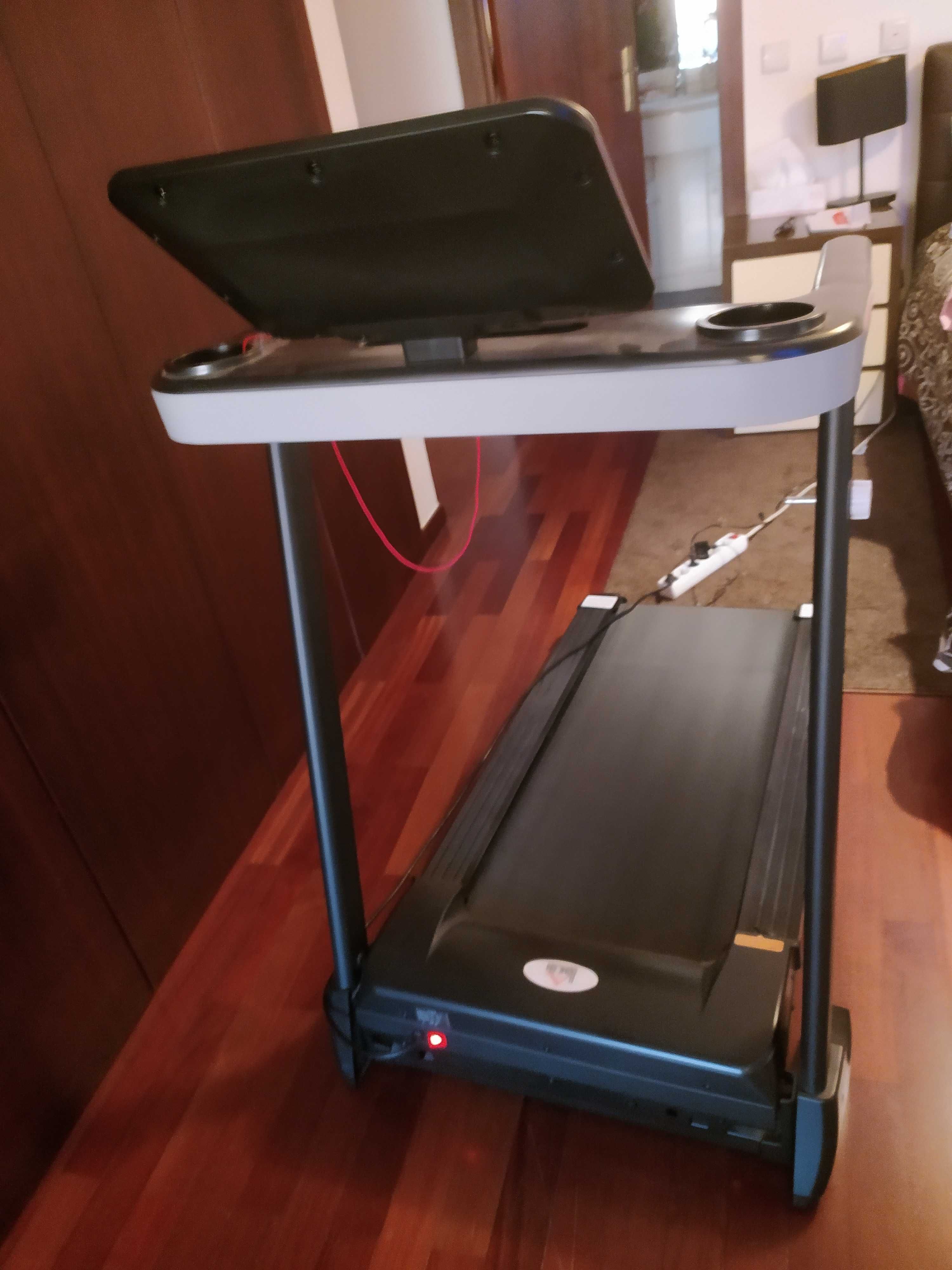 Passadeira elétrica para fazer exercício