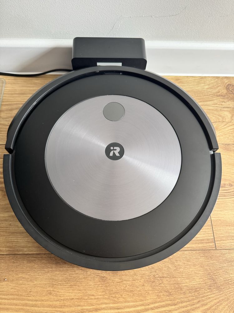 iRobot Roomba j7 (j715840)
