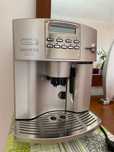 Máquina de café DeLonghi Magnifica Rapid Cappuccino