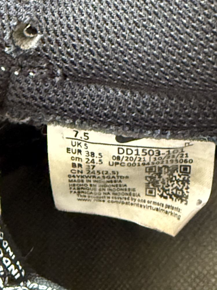Продам NIKE dunk low