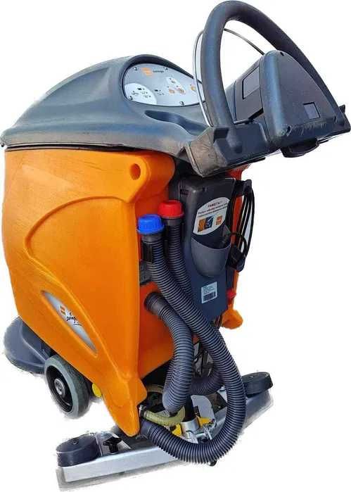 Taski Swingo 755B myjka maszyna myjąca z nowymi bateriami żelowymi
