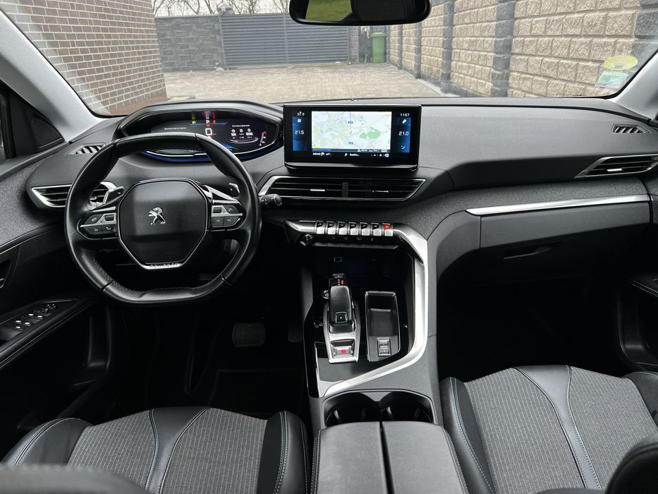 Продам Peugeot 3008 2022 Allure