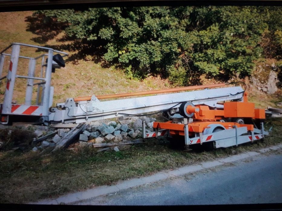 Podnośnik koszowy  pająk.