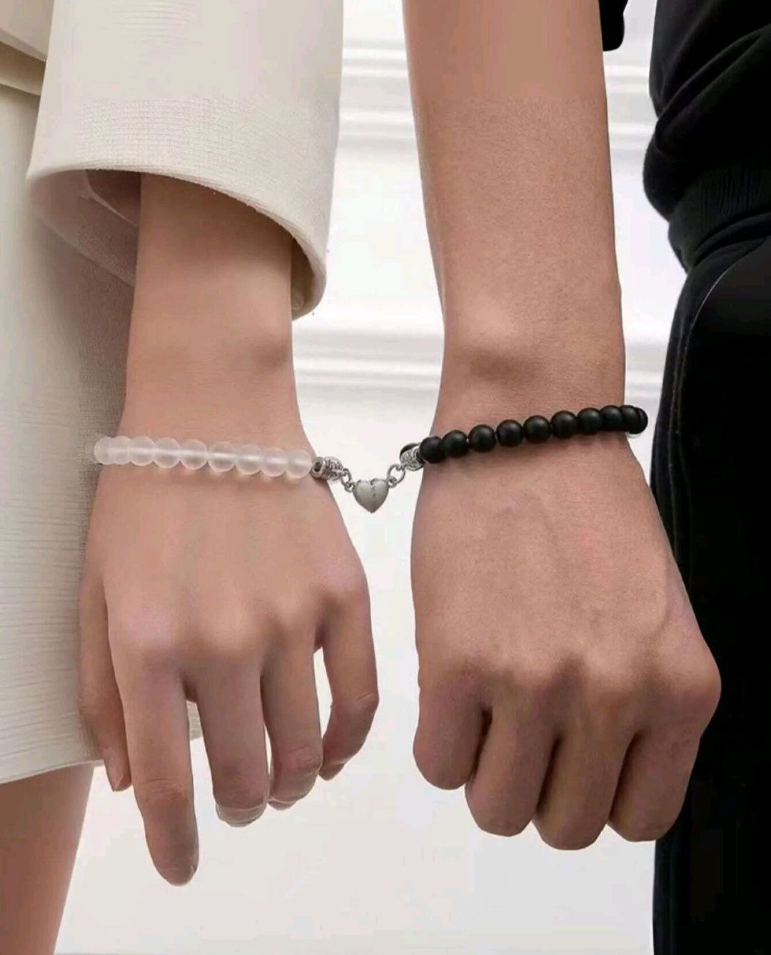 Pulseira com coração magnético para casal