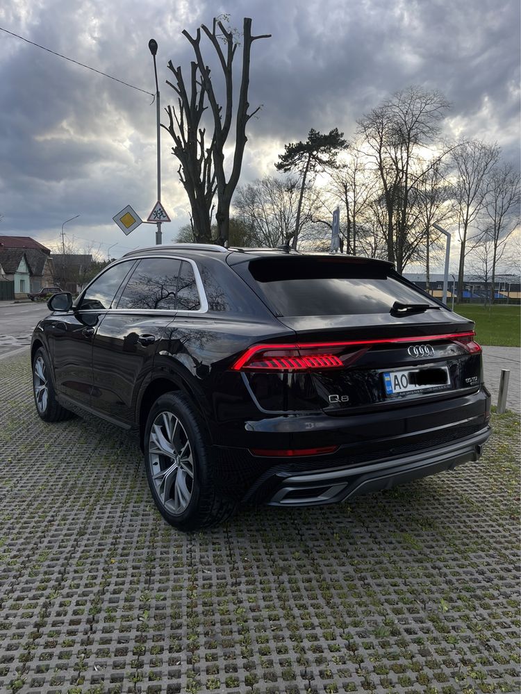 Audi Q8 s-line 50TDI