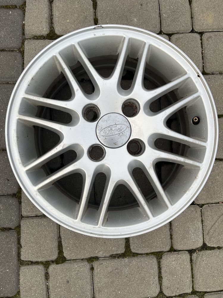 Alufelgi 4x108 15 cali Ford Fiesta KA Fokus B-max Audi 80