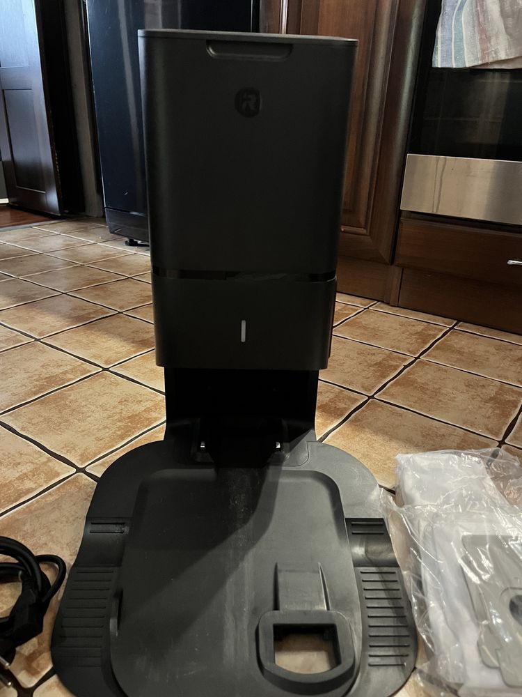 Stacja Clean Base Roomba i7