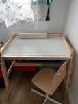 IKEA FLISAT Biurko dla dziecka, regulowane