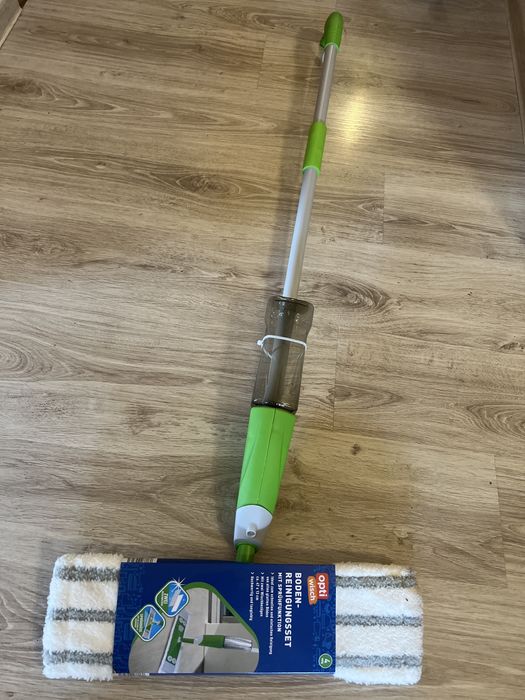 Mop ze spryskiwaczem solidny z Niemiec