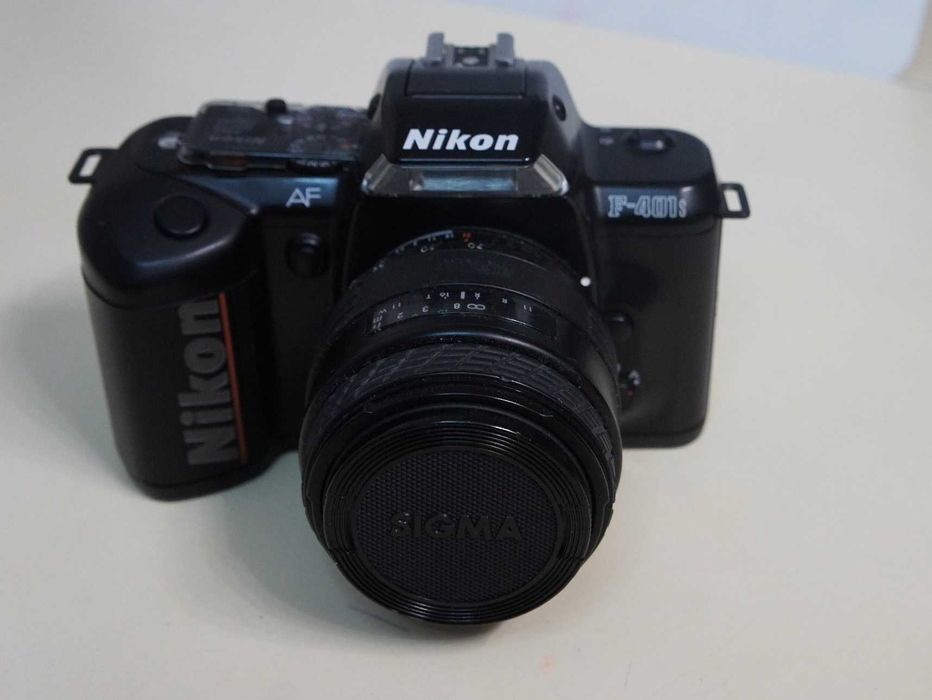 Aparat NIKON F-0401s + obiektyw Sigma 28-70 mm