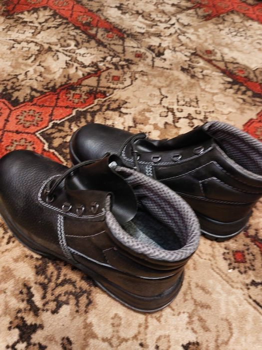 Ботинки рабочие 42р.