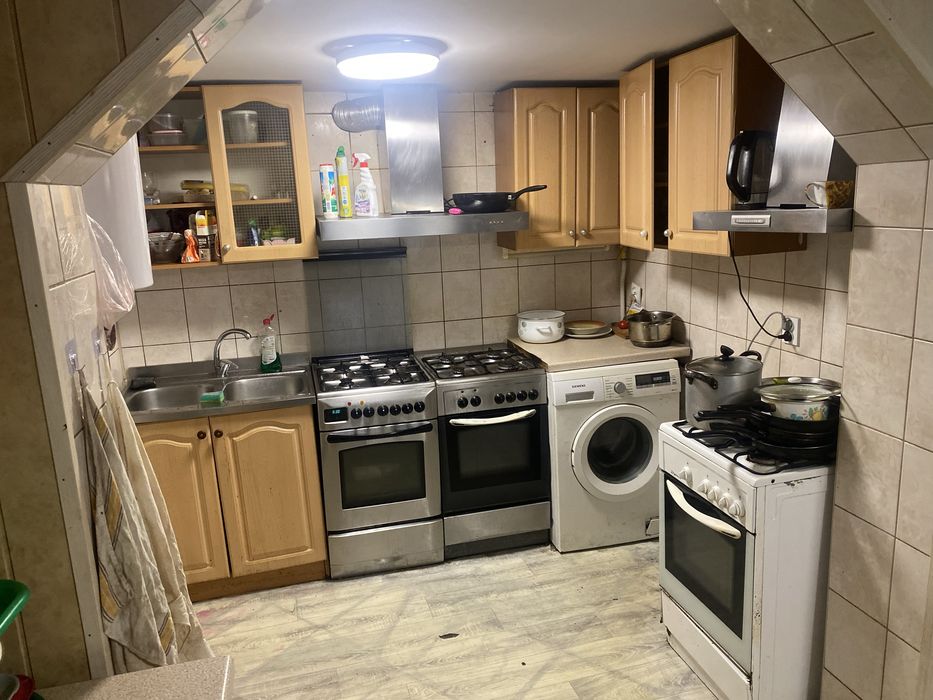 Dom dla pracownikow .Hostel. Noclegi . Bez kaucja.Dla paru.Rodziny