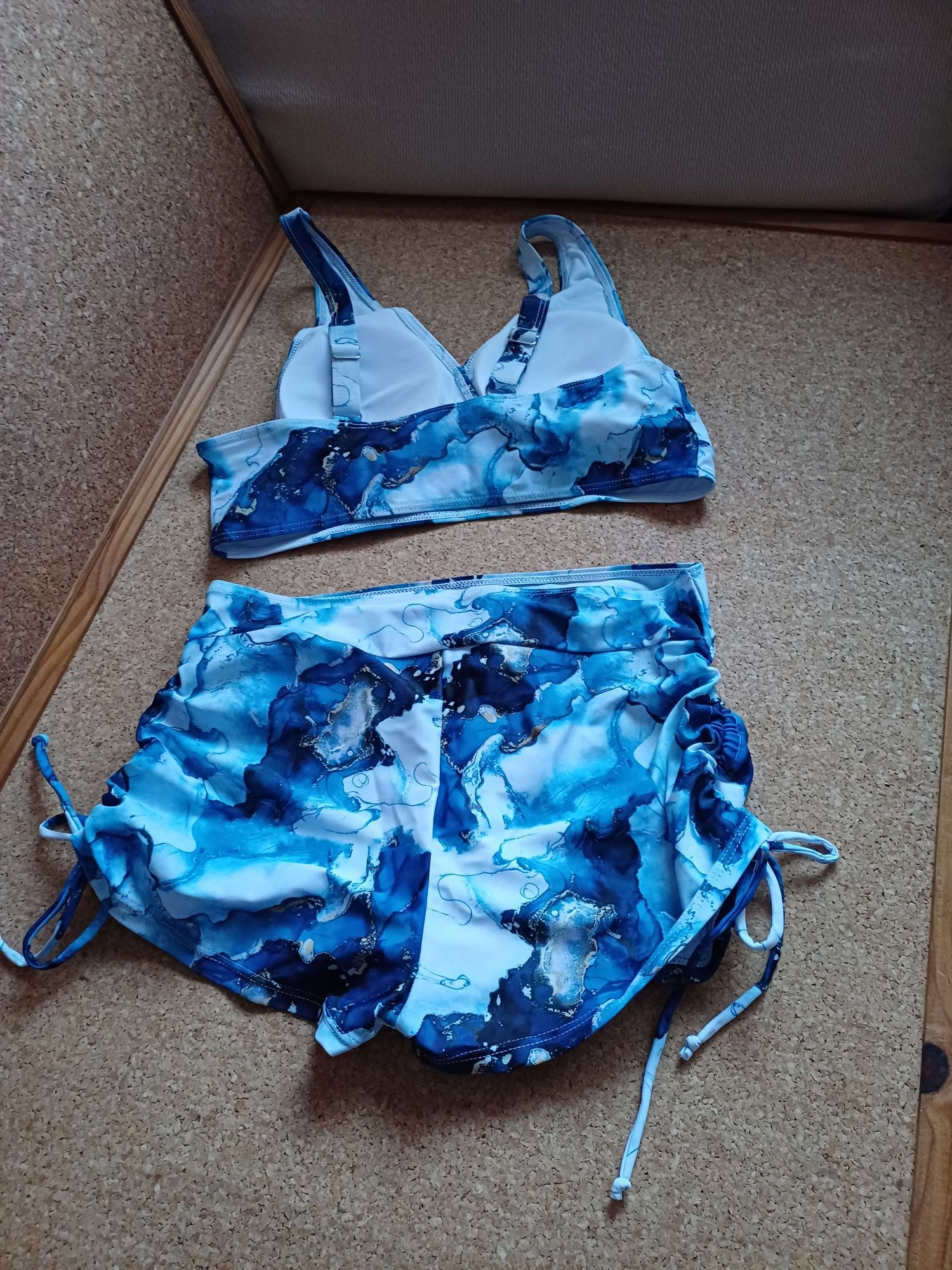 Biquini/ tankini. Novo
Novo.