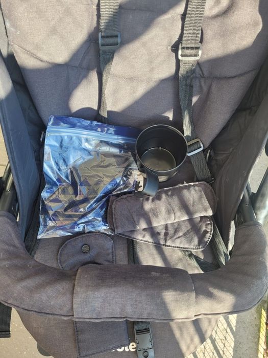 Joie Litetrax 4 DLX Coal – wózek spacerowy plus gratisy