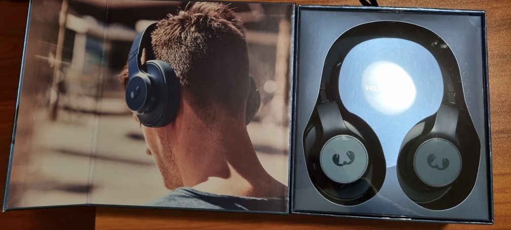 Headphones bluetooth cancelamento ruído