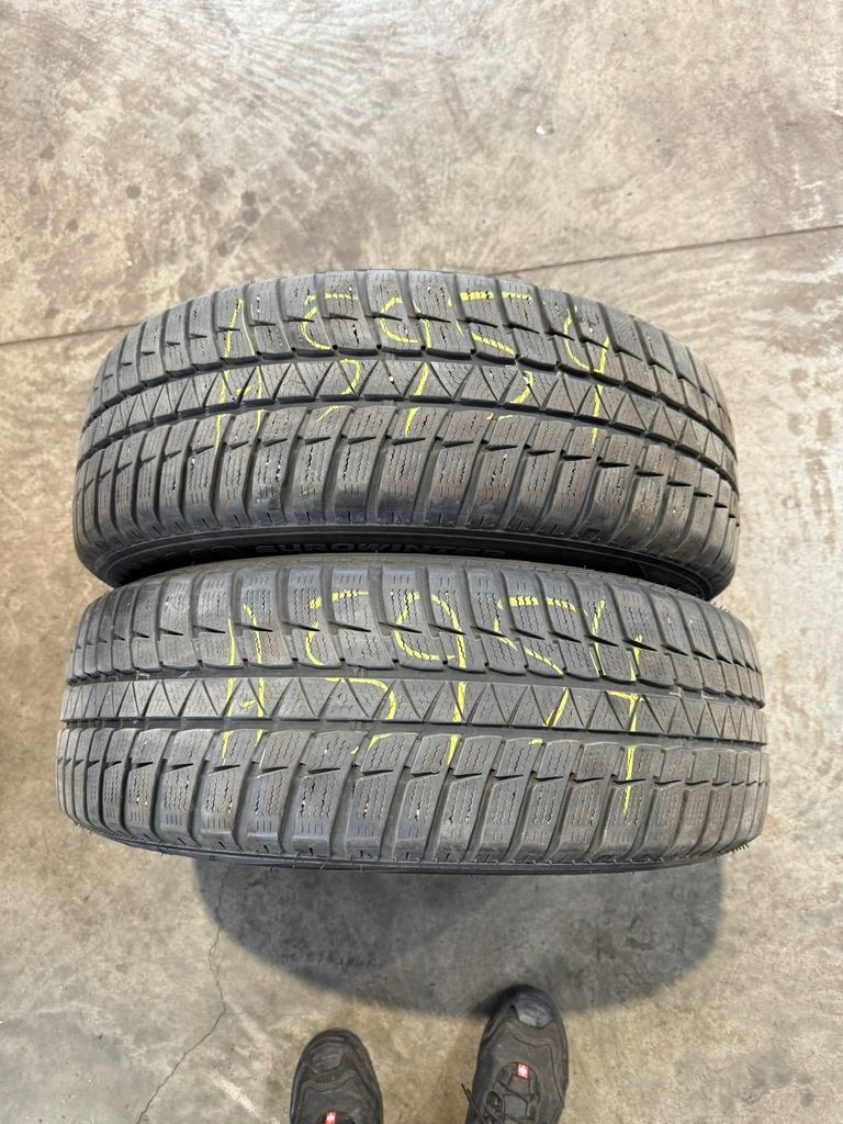 Opony Falken eurowinter hs449 215/60/17
