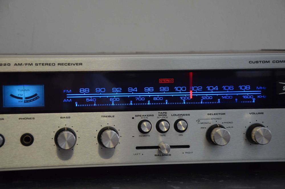 Marantz Superscope R-1220 Amplituner stereo srebrny