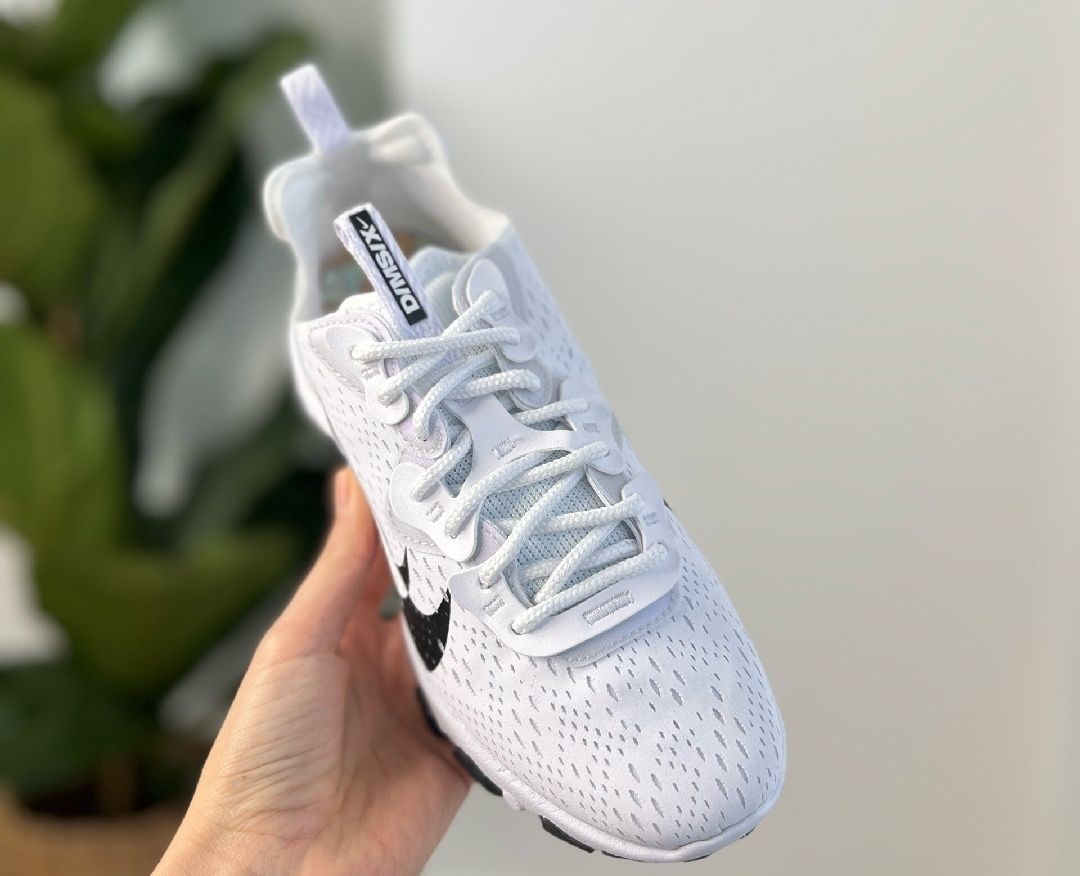 Стильні кросівки Nike react Оригінал Нові 36,5р