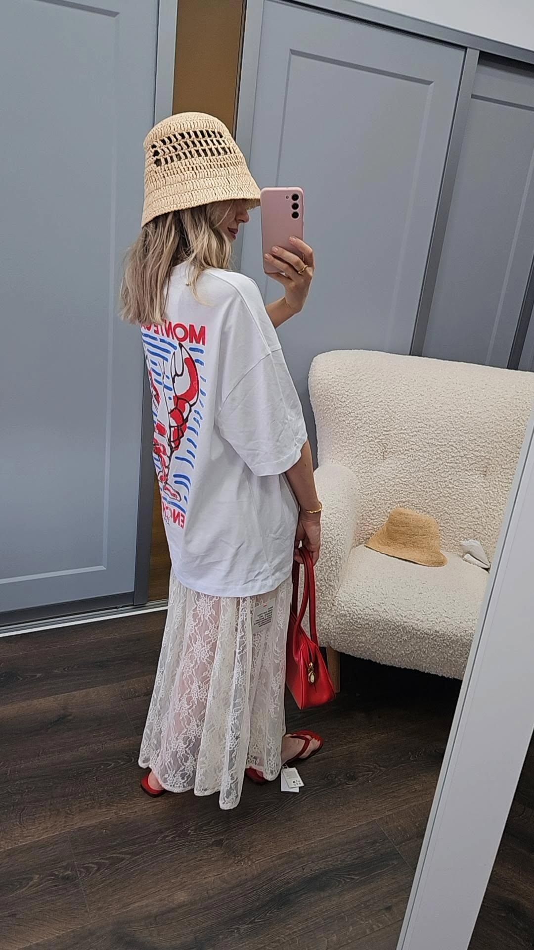 Стильна оверсайз футболка TOP SHOP